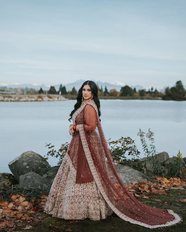 Plus Size Boudoir Photography Poses 5