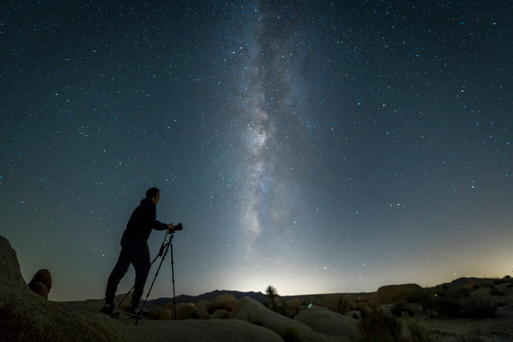 How to Photograph the Night Sky: A Complete Guide 3 - Blue Bend Photography How to Photograph the Night Sky: A Complete Guide 2